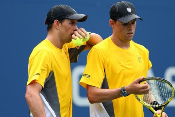 Bryan Bros Keep SF Chances Alive with Win on Wednesday at ATP Finals