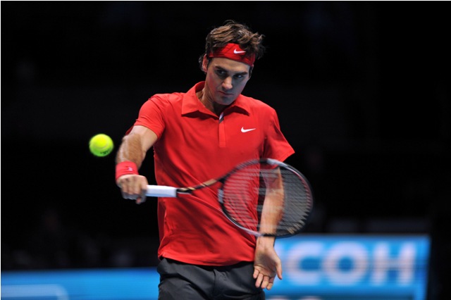 Roger Federer Bludgeons Andy Murray En Route to London Semifinal Berth