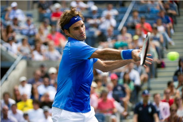 Federer Plays Djokovic to 6-6 Tie in IPTL Exhibition
