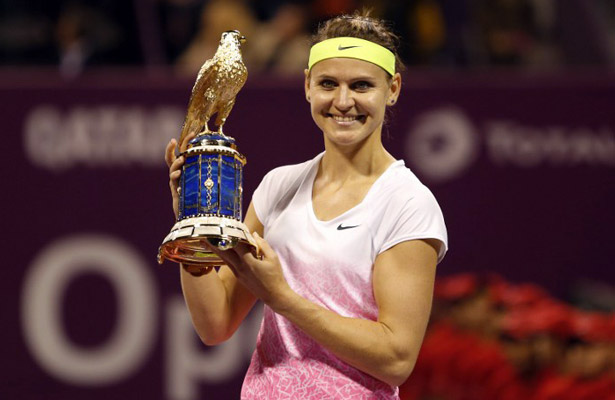 Safarova Overcomes Azarenka to Win Doha Title