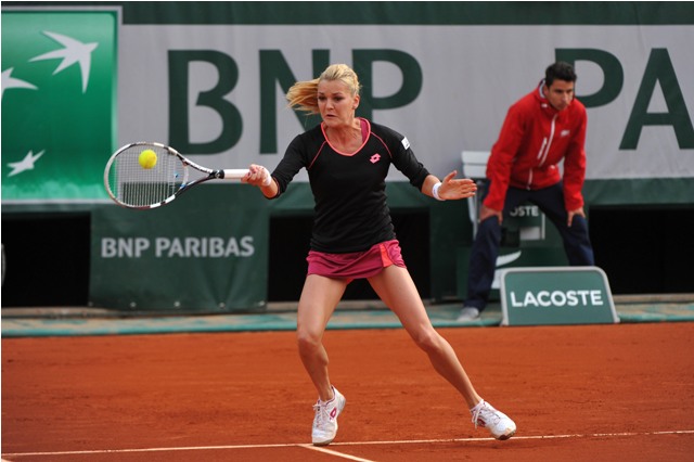 Agnieszka Radwanska vs Casey Dellacqua Preview – Madrid 2015 Round 2