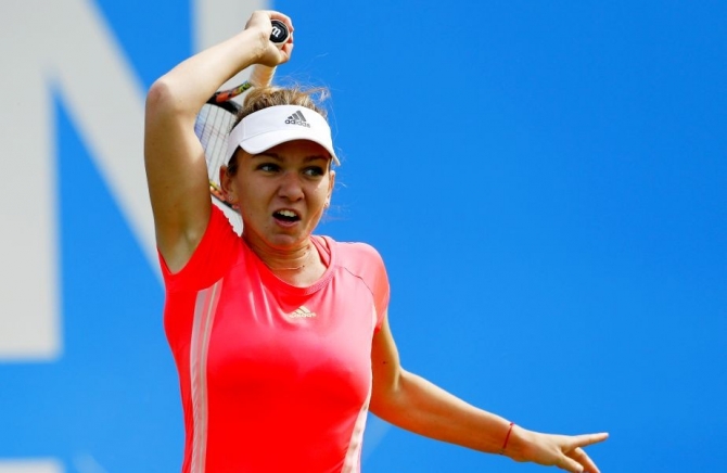 Top seed Simona Halep eases into quarter-finals at AEGON Classic