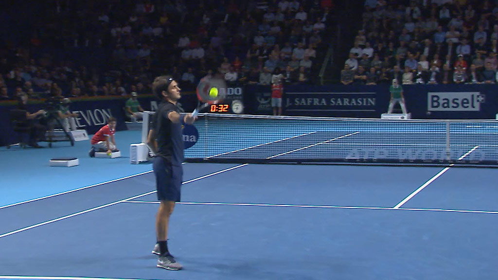 Roger Federer Hot Shot 'Catch' Basel 2015