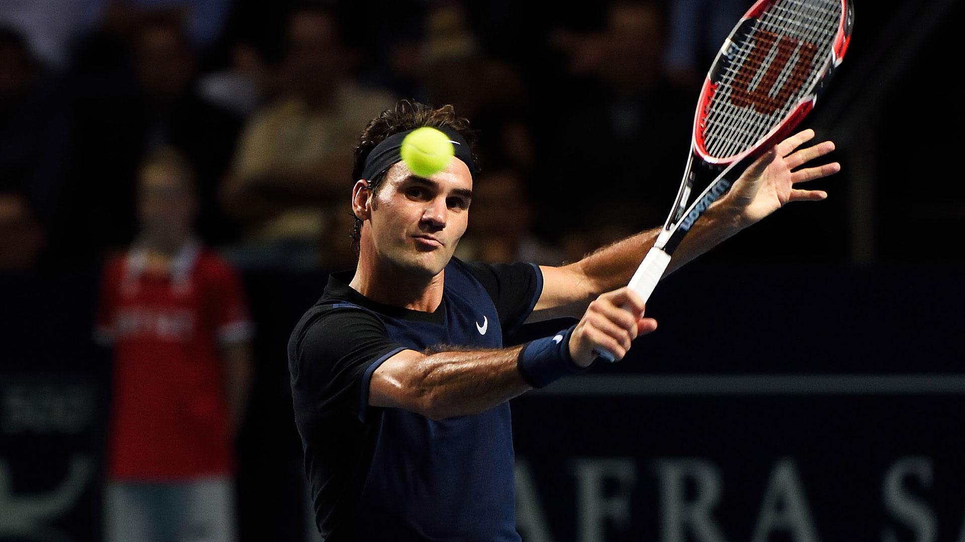 Federer Sets Sock Semi-final