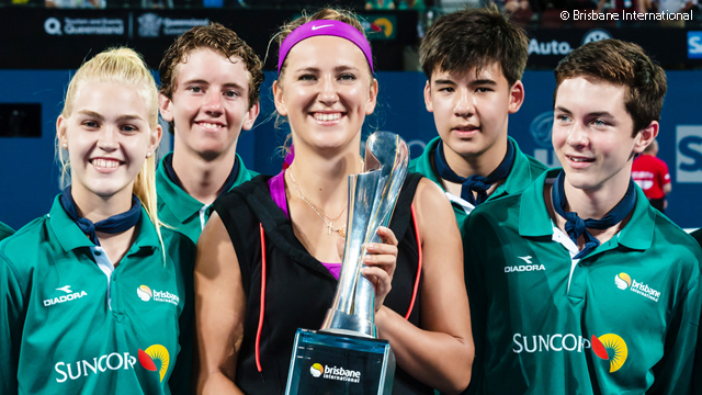 On-Fire Azarenka Wins Brisbane