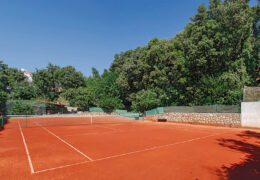 Private tennis court on the island Rab