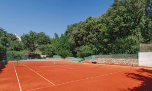 Private tennis court on the island Rab